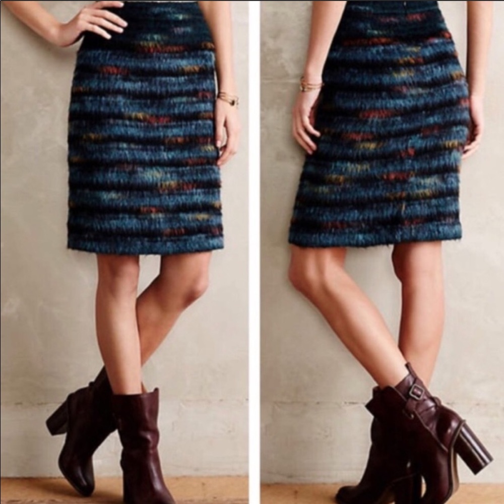 Feathered Wool Pencil Skirt